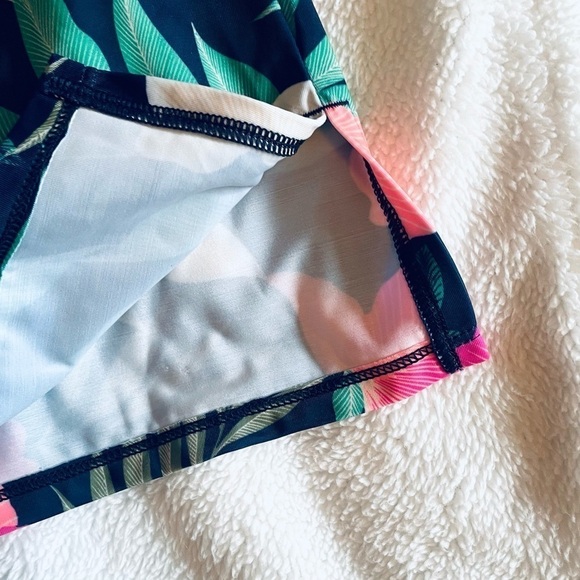 NWT Lane Bryant Women’s Size 10 Navy Tropical Swim Skirt Bottoms 🌺🌊 - Picture 5 of 7